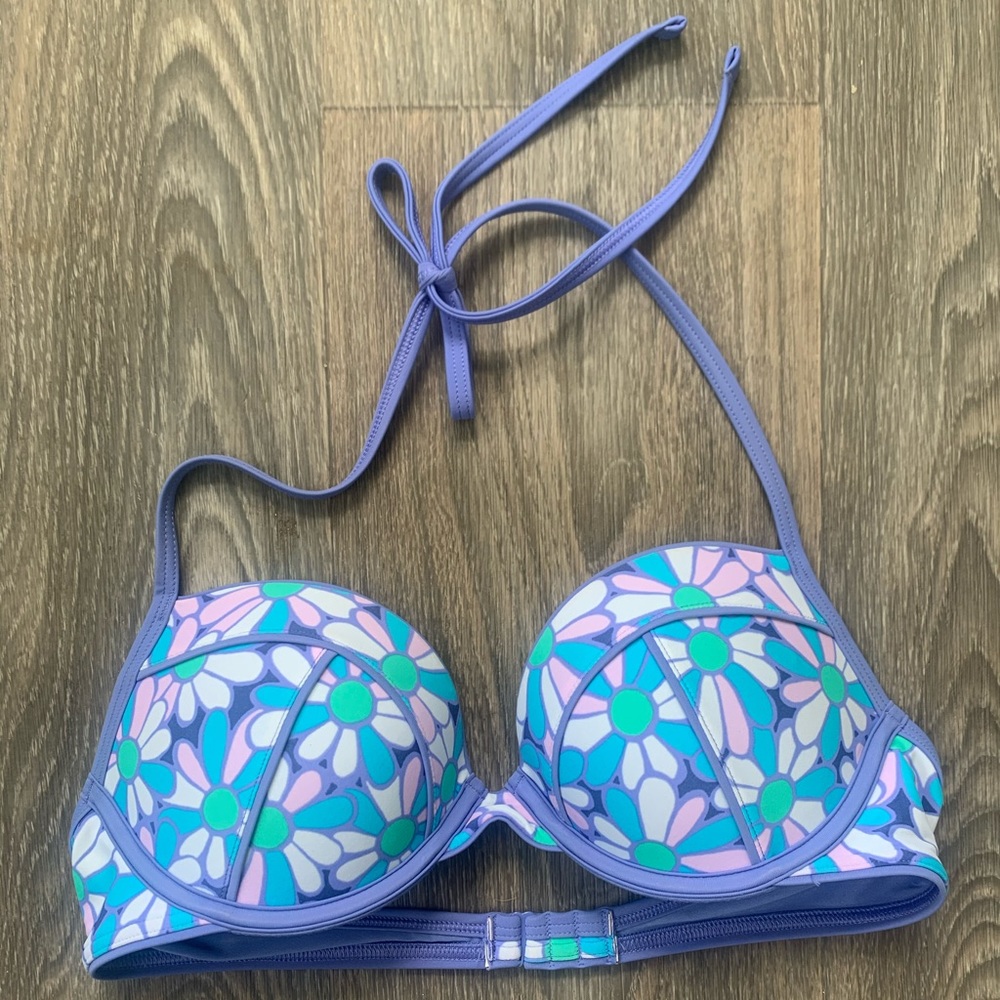 Aerie Floral Bikini top - NEW Without tags